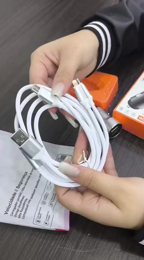KIT Carregador Veicular com 2 USB 3.6A + Cabo 3 em IOS Tipo C Micro USB Carregamento Turbo Carro